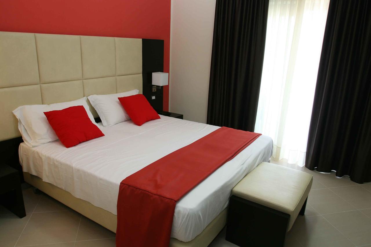 Rama Palace Hotel Casalnuovo Di Napoli Habitación foto